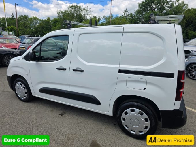 2025 Vauxhall Combo