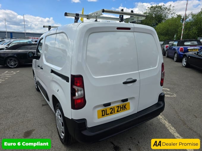 2025 Vauxhall Combo