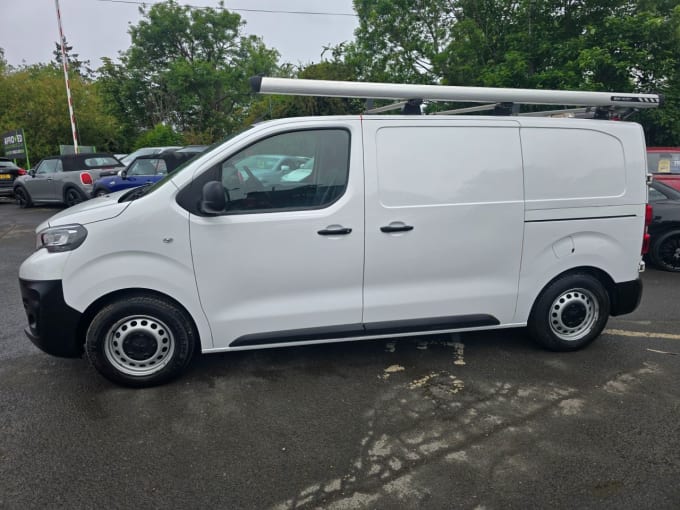 2025 Peugeot Expert