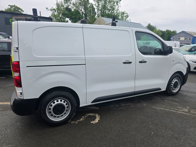 2025 Peugeot Expert