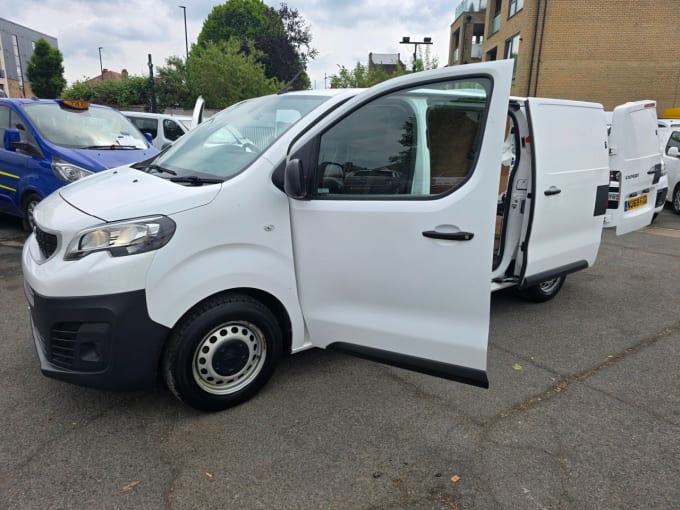 2019 Peugeot Expert