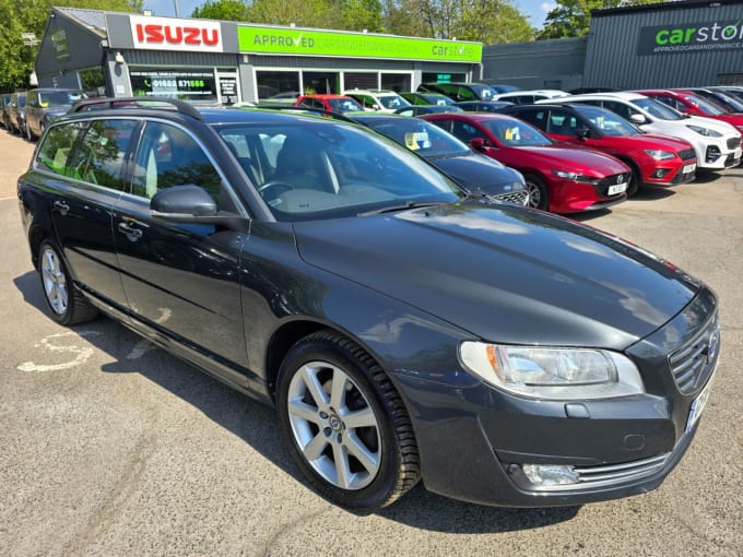 2025 Volvo V70