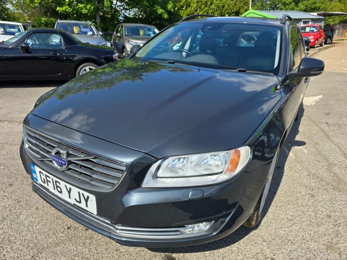 2025 Volvo V70