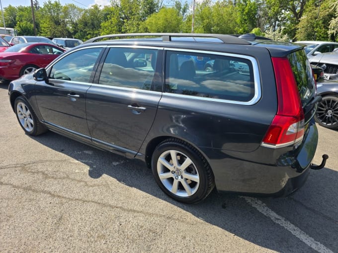2025 Volvo V70