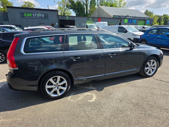 2025 Volvo V70