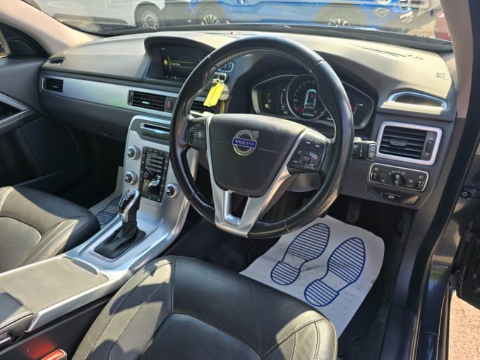 2025 Volvo V70