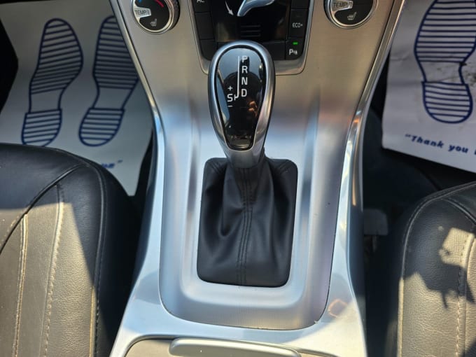 2025 Volvo V70