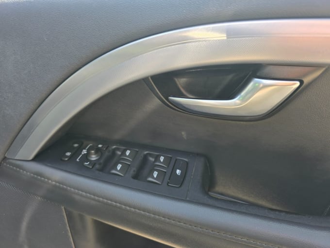 2025 Volvo V70