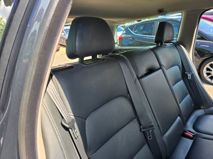 2025 Volvo V70