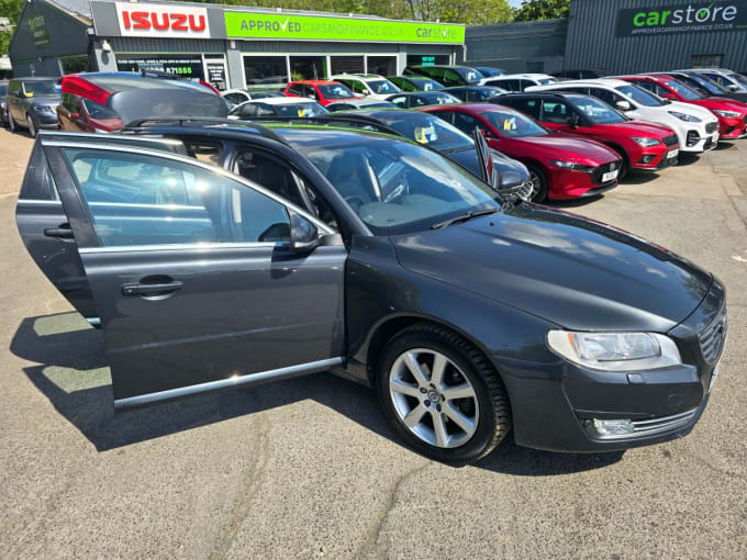 2025 Volvo V70