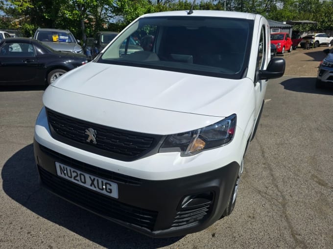 2025 Peugeot Partner