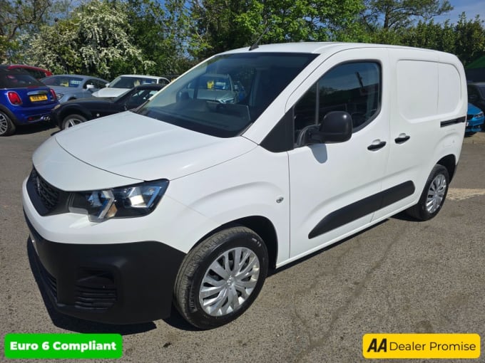 2025 Peugeot Partner