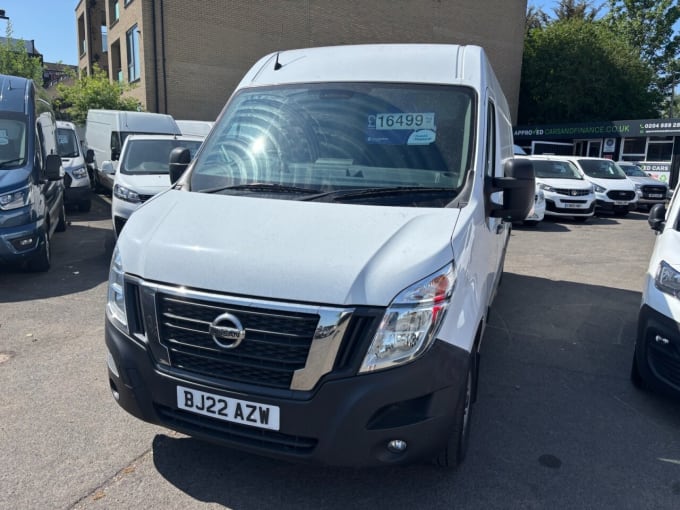 2025 Nissan Interstar