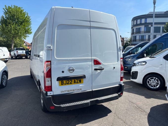 2025 Nissan Interstar