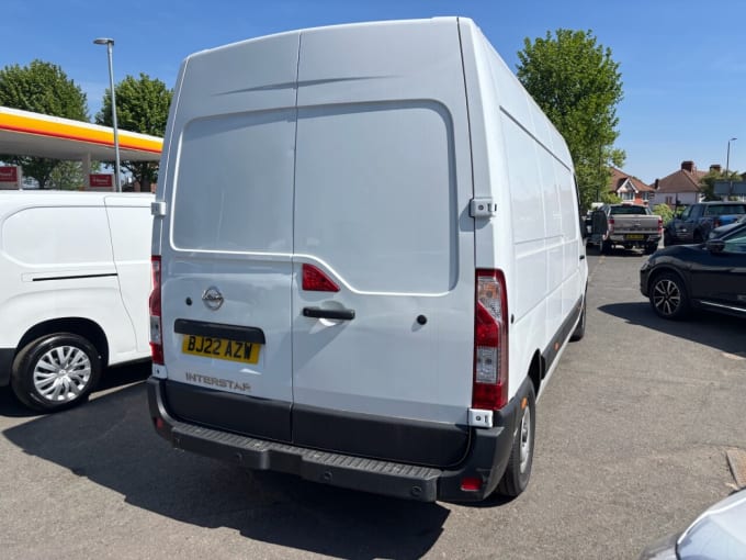 2025 Nissan Interstar