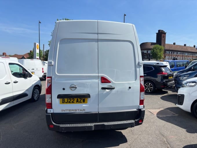 2025 Nissan Interstar