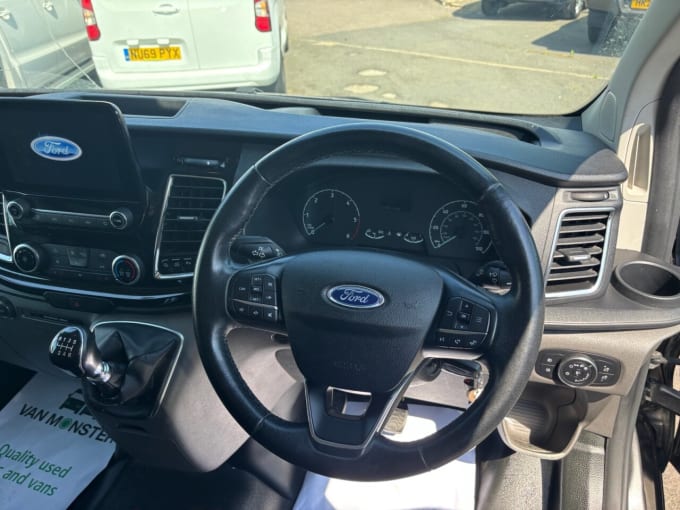 2025 Ford Transit Custom