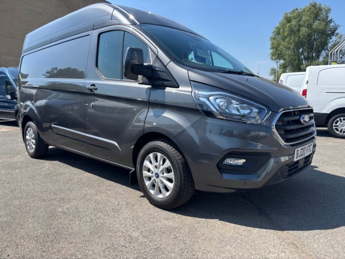 2025 Ford Transit Custom