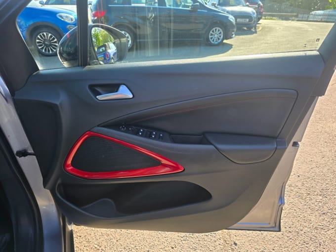 2025 Vauxhall Crossland
