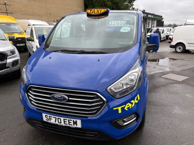 2025 Ford Tourneo Custom
