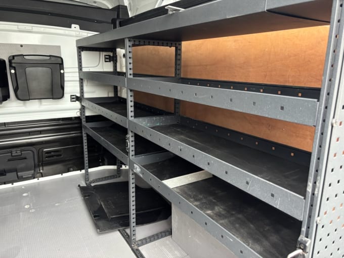 2025 Renault Trafic