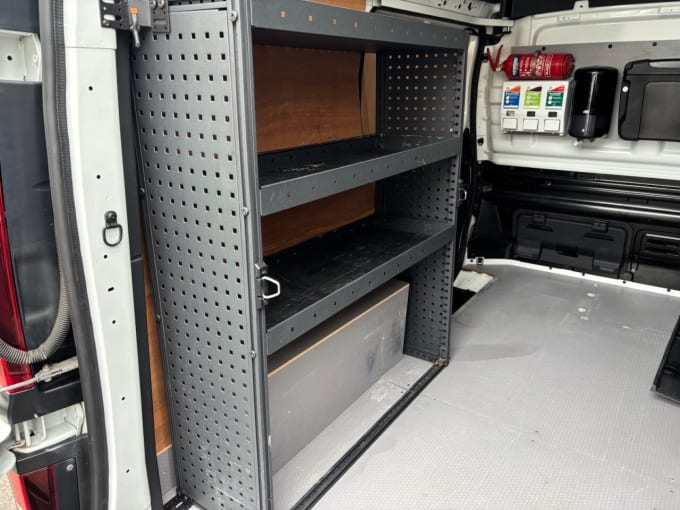 2025 Renault Trafic