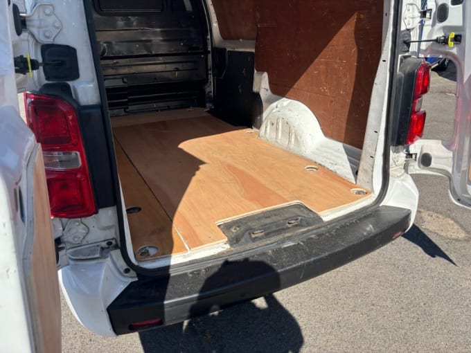 2025 Vauxhall Vivaro