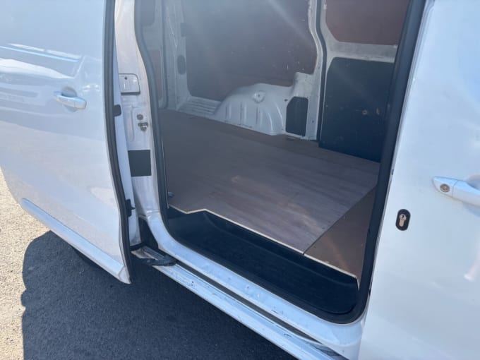 2025 Vauxhall Vivaro