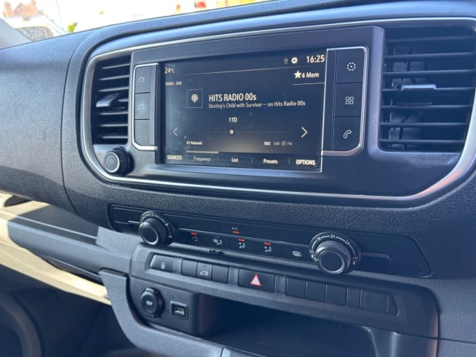 2025 Vauxhall Vivaro