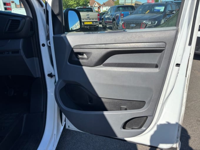 2025 Vauxhall Vivaro