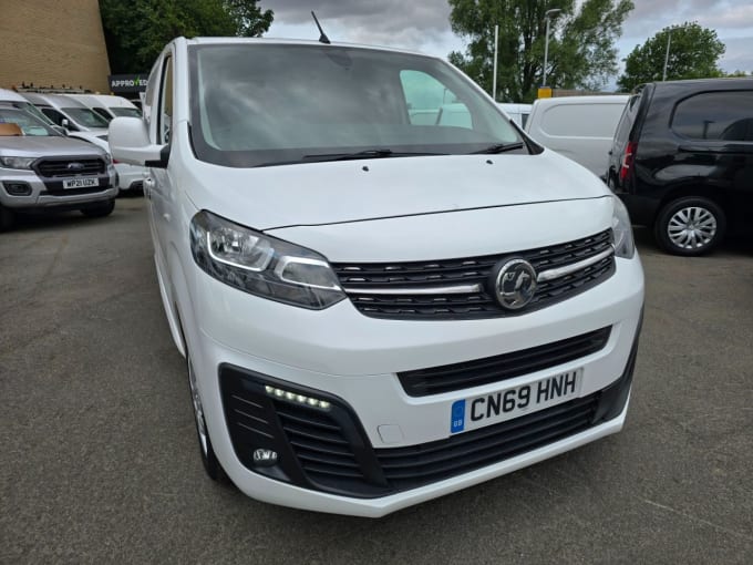 2025 Vauxhall Vivaro