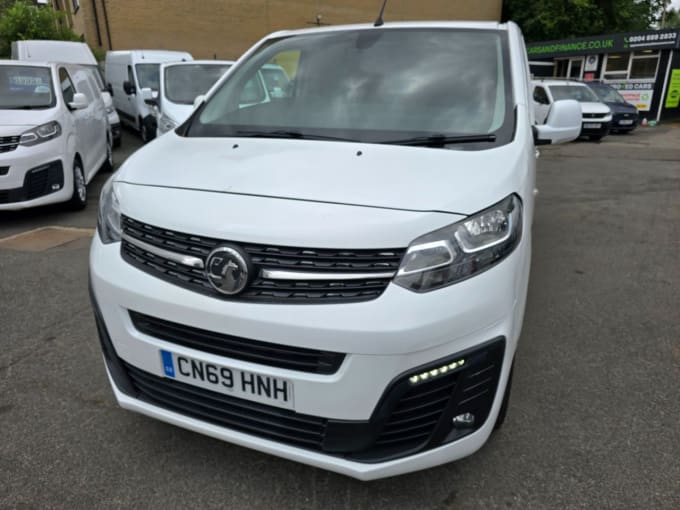 2025 Vauxhall Vivaro