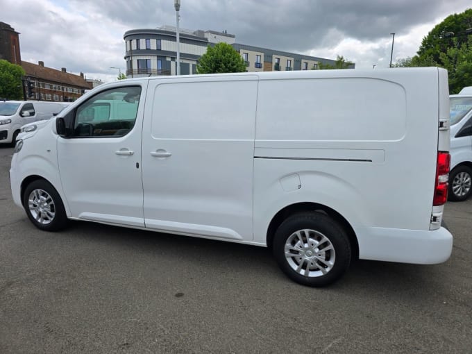 2025 Vauxhall Vivaro