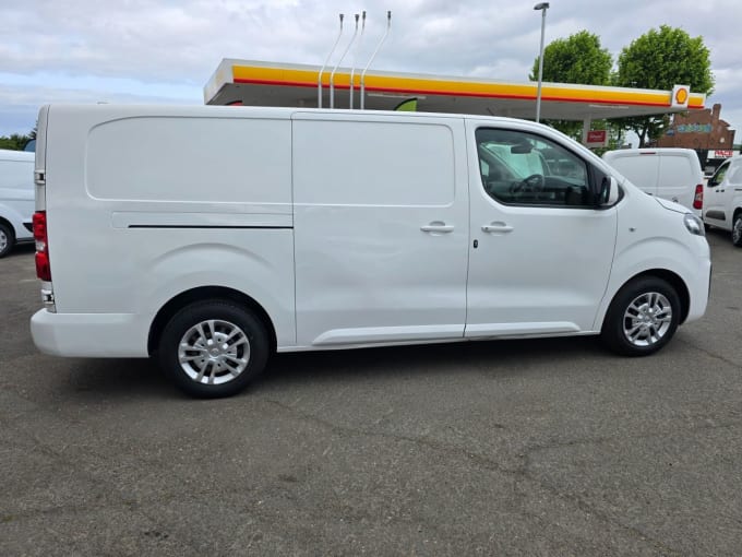 2025 Vauxhall Vivaro