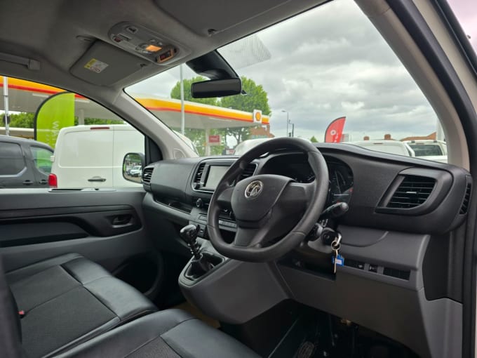 2025 Vauxhall Vivaro
