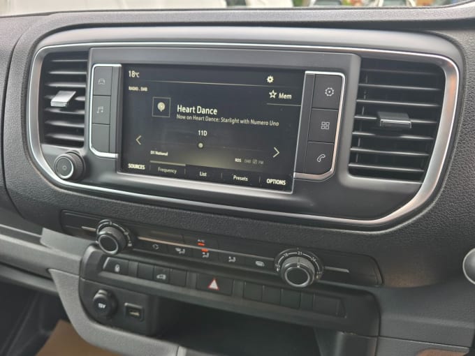 2025 Vauxhall Vivaro