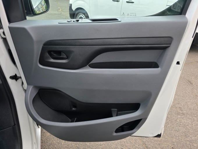 2025 Vauxhall Vivaro