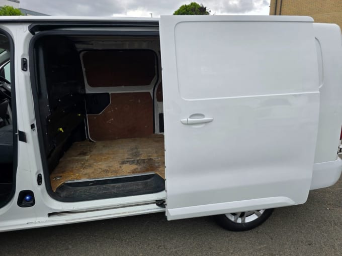 2025 Vauxhall Vivaro