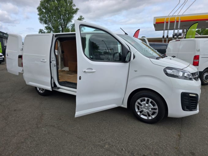 2025 Vauxhall Vivaro