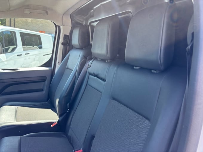 2025 Vauxhall Vivaro
