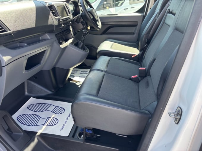 2025 Vauxhall Vivaro