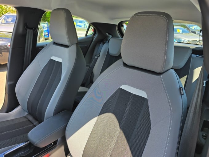 2025 Vauxhall Mokka Electric