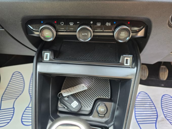 2025 Citroen C4