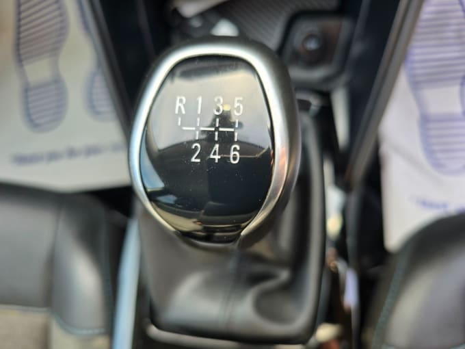 2025 Citroen C4