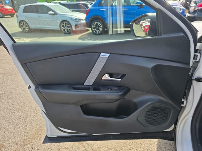 2025 Citroen C4