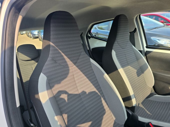 2025 Toyota Aygo