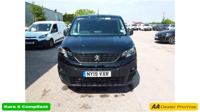 2025 Peugeot Partner