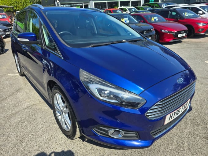 2025 Ford S-max