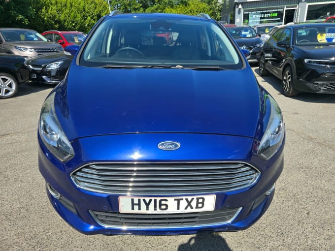 2025 Ford S-max