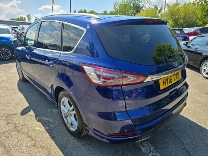 2025 Ford S-max